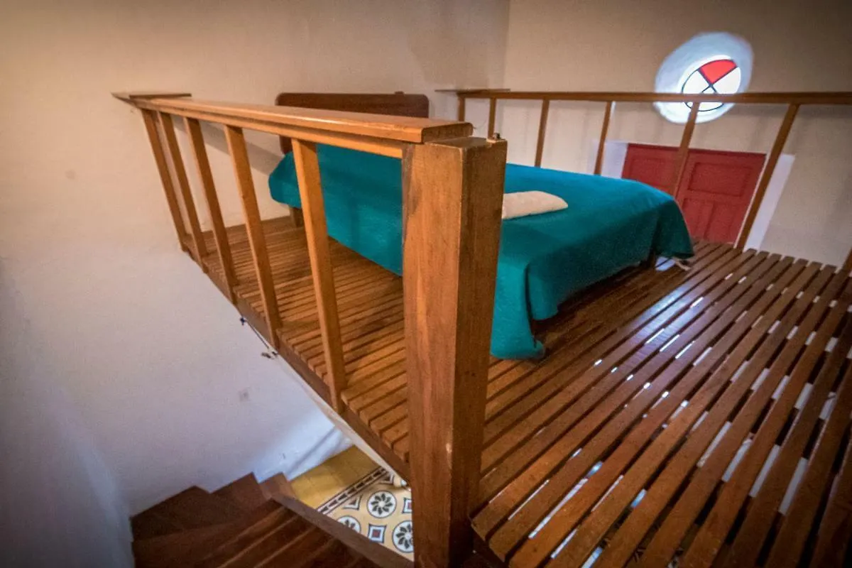 Wepa House Hostel Cali 0*,